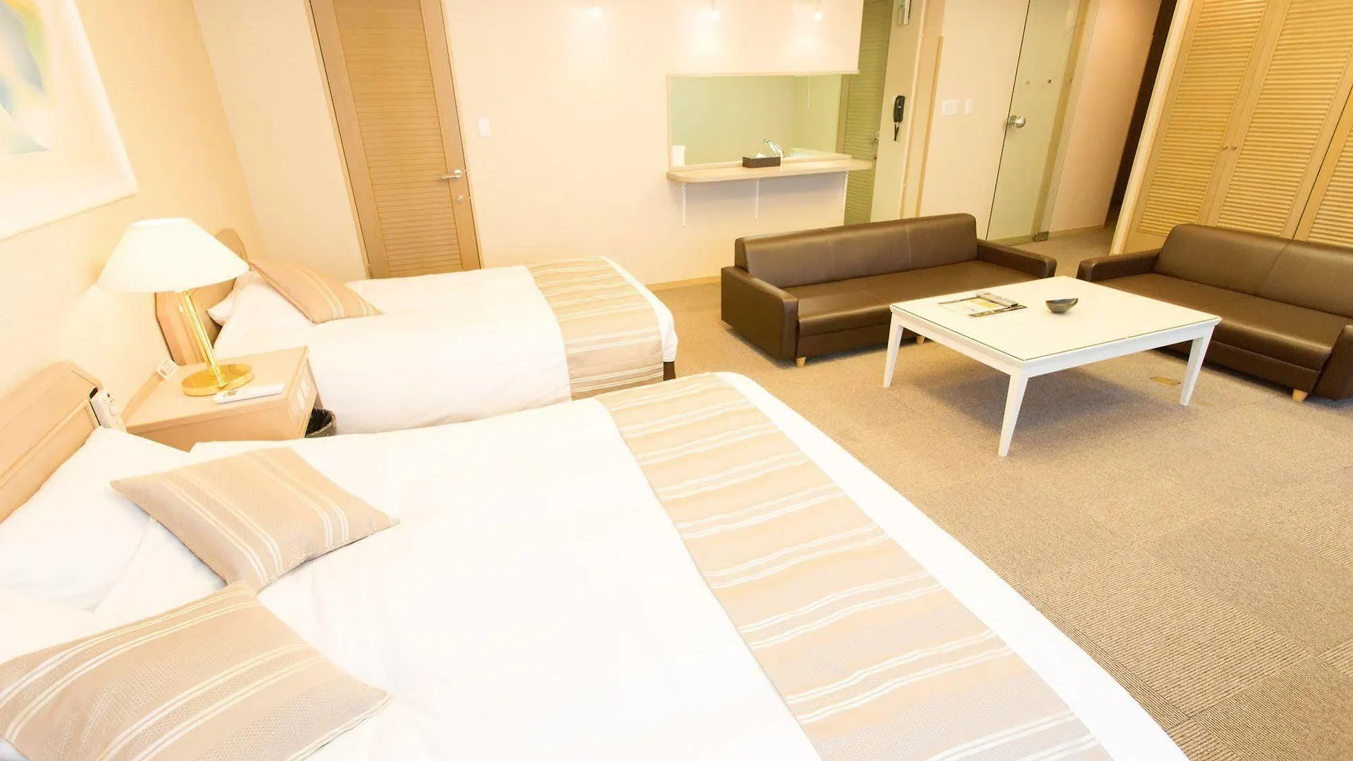 Osaka Hotel Live Artex 3*,  Giappone
